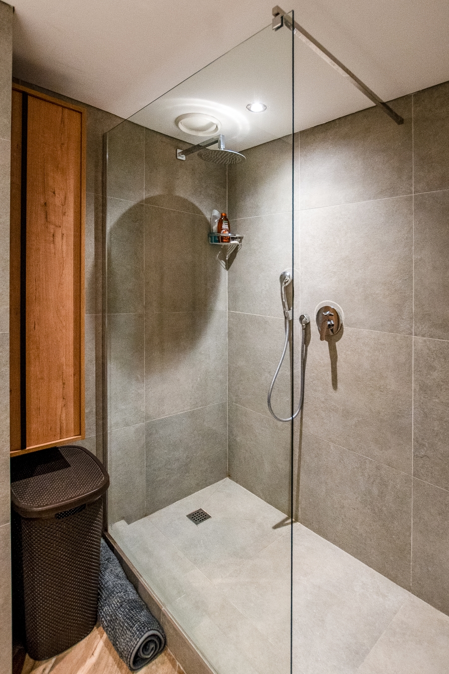 To Let 2 Bedroom Property for Rent in Green Point Western Cape